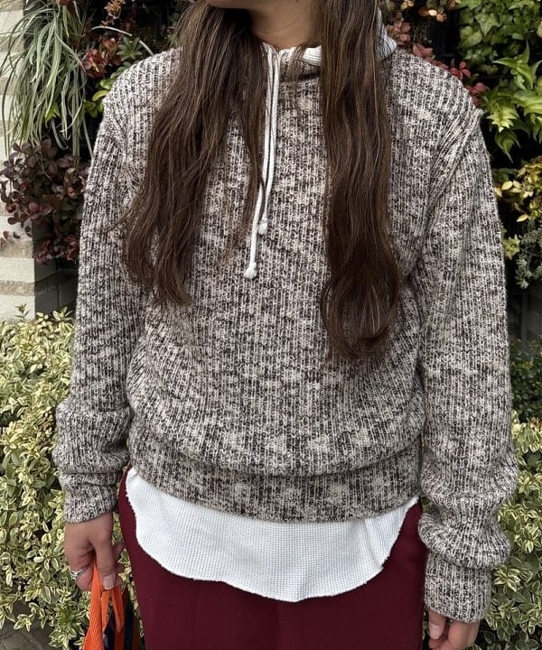 サイトウ　トモミさんの「BEAMS WOMEN｜ヘム アレンジ スウェット パンツ」を使ったコーディネート