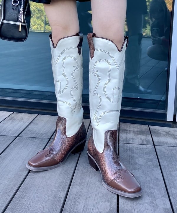 むりょさんの「BEAMS WOMEN｜【別注】FRED PERRY / Pleated Shorts」を使ったコーディネート