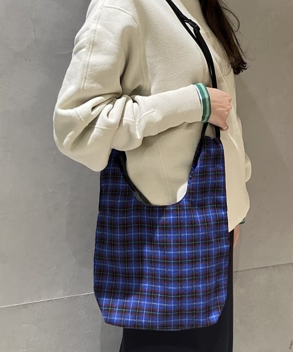 nodokaさんの「BEAMS WOMEN｜【別注】ROBERT MACKIE / Mohair Rib Cap」を使ったコーディネート
