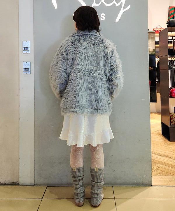 saori KATOさんの「BEAMS WOMEN｜【別注】PENNEYS / ファー ジャケット」を使ったコーディネート
