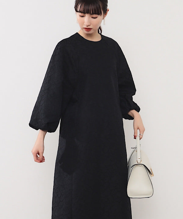 shibataさんの「BEAMS WOMEN｜フクレ織りジャカード パフスリーブ ドレス＊」を使ったコーディネート