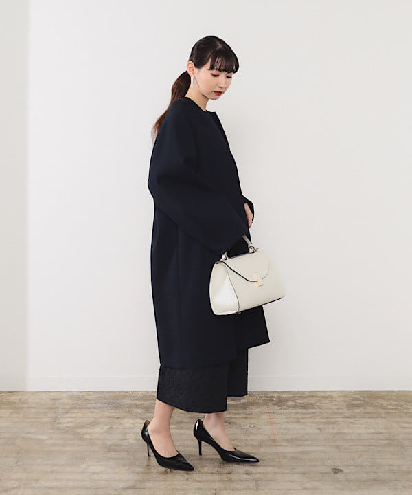 shibataさんの「BEAMS WOMEN｜フクレ織りジャカード パフスリーブ ドレス＊」を使ったコーディネート