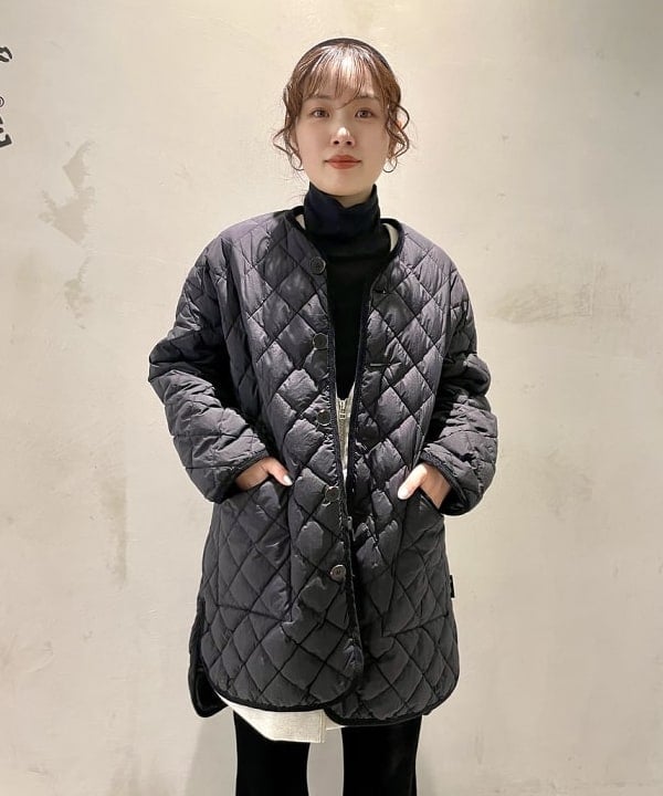 カタヤマ アヤさんの「BEAMS WOMEN｜ツイード ポケット ノースリーブ ミニ ワンピース」を使ったコーディネート