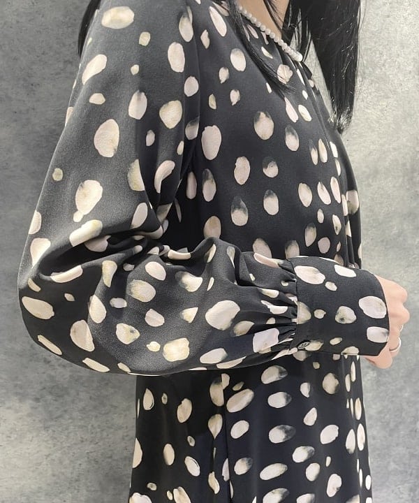 高木 菜央さんの「BEAMS WOMEN｜【別注】GIANNI NOTARO / フラップ ハンドバッグ」を使ったコーディネート