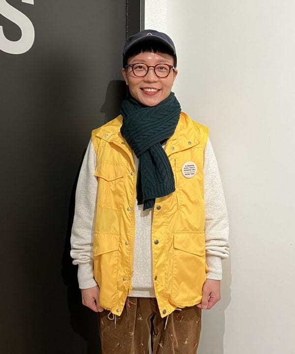 土田 達也さんの「BEAMS WOMEN｜INVERALLAN / Cable Rib Scarf」を使ったコーディネート