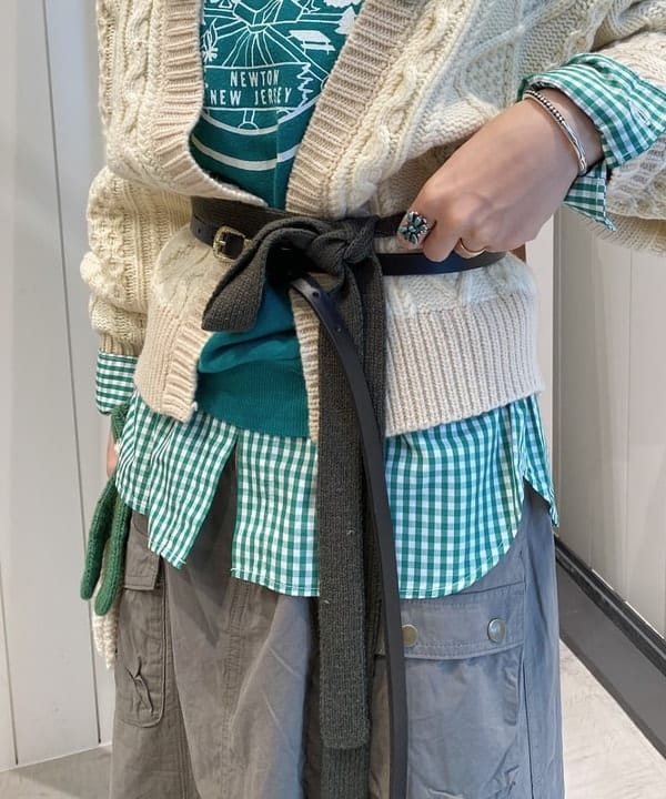 Kaoru Sakumaさんの「BEAMS WOMEN｜3ゲージ 2トーン アラン カーディガン」を使ったコーディネート