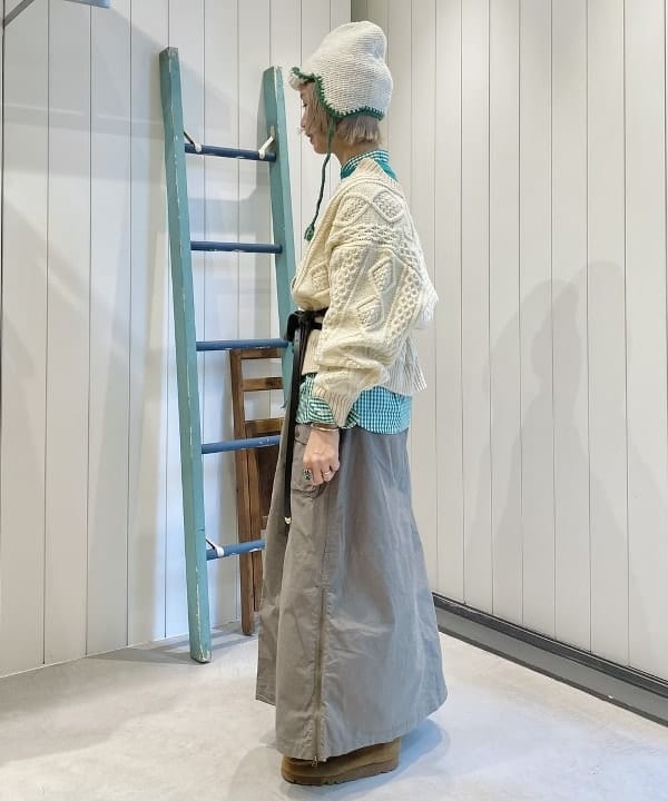 Kaoru Sakumaさんの「BEAMS WOMEN｜3ゲージ 2トーン アラン カーディガン」を使ったコーディネート
