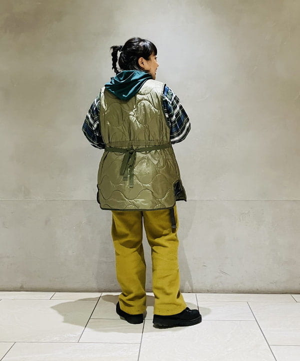 佐藤 歩さんの「BEAMS WOMEN｜GREGORY / 別注 VINTAGE HIP MATE NAVY」を使ったコーディネート