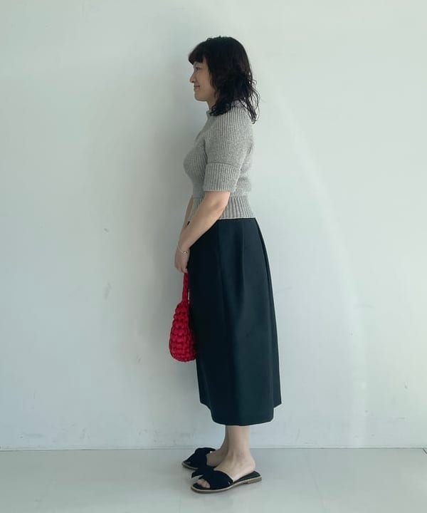 IZUMI MAYUMIさんの「BEAMS WOMEN｜ISLA DE GAR / サテン クロシェ ハンドバッグ」を使ったコーディネート