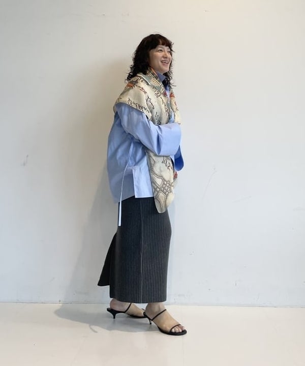 IZUMI MAYUMIさんの「BEAMS WOMEN｜AK+1 / ワイドカフス シャツ」を使ったコーディネート