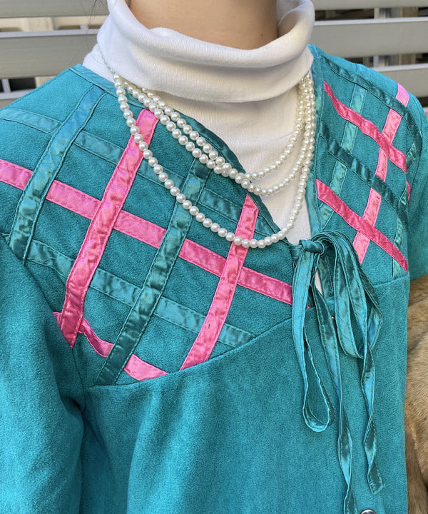 コウリキ　マミさんの「BEAMS WOMEN｜NAPRON / 別注 レース ミニ ペイシェント バッグ」を使ったコーディネート