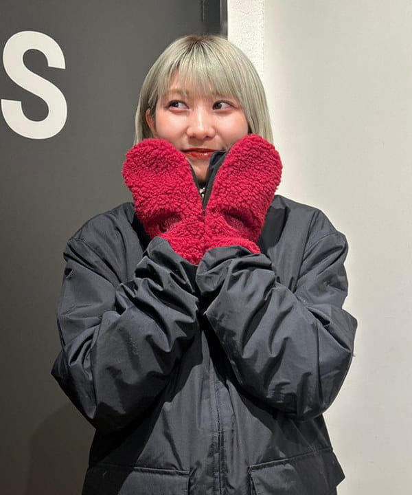 佐藤 亜美さんの「BEAMS WOMEN｜FRED PERRY / Patch Pocket Sports Jacket」を使ったコーディネート