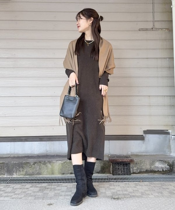 YUIさんの「BEAMS WOMEN｜GIANNI CHIARINI / CAMILLA レザートートバッグ」を使ったコーディネート