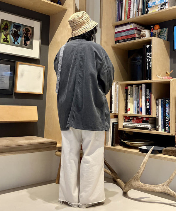 小原 もこさんの「BEAMS WOMEN｜▲【別注】WARE HOUSE / バード イレギュラー プリント Tシャツ」を使ったコーディネート