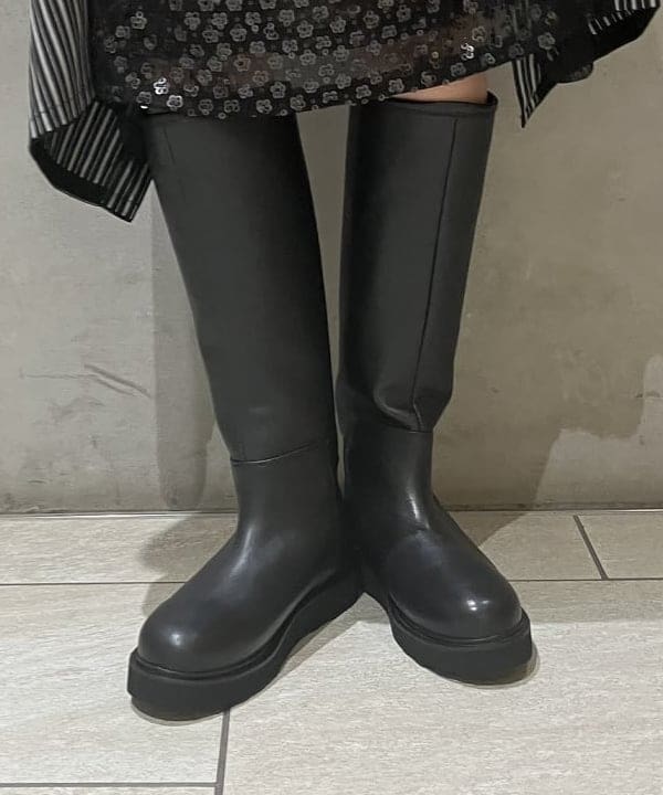 nodokaさんの「BEAMS WOMEN｜BAUM UND PFERDGARTEN / JOLETTY フラワースカート」を使ったコーディネート