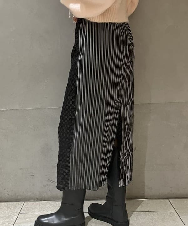 nodokaさんの「BEAMS WOMEN｜BAUM UND PFERDGARTEN / JOLETTY フラワースカート」を使ったコーディネート