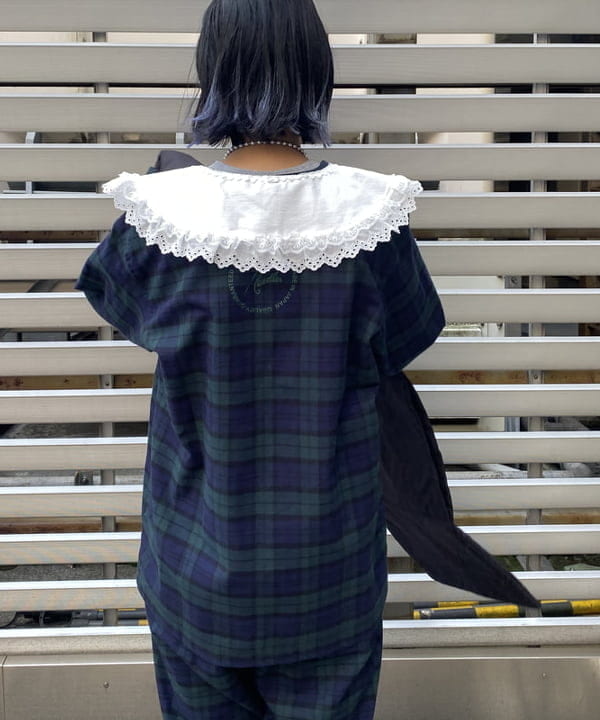オカモト ミサキさんの「BEAMS WOMEN｜TORI-TO / 別注 デタッチカラー シャツ」を使ったコーディネート
