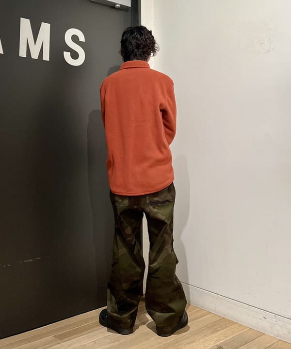 関澤 佑樹さんの「BEAMS WOMEN｜GRAMICCI / 別注 カモ オーバーパンツ」を使ったコーディネート