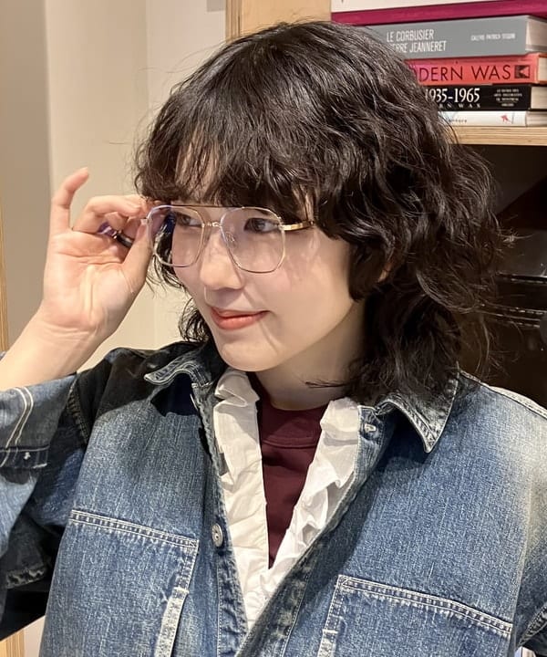小原 もこさんの「BEAMS WOMEN｜【別注】BUZZ RICKSON’s / USED USARMY PANTS」を使ったコーディネート