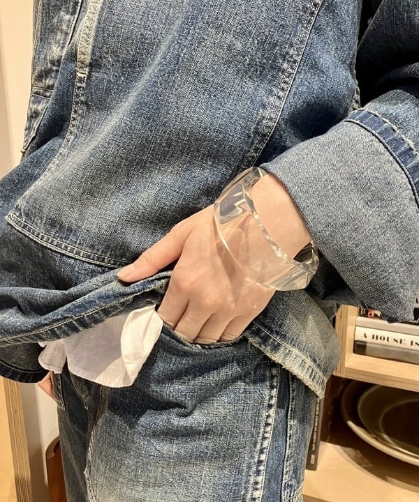 小原 もこさんの「BEAMS WOMEN｜【別注】BUZZ RICKSON’s / USED USARMY PANTS」を使ったコーディネート