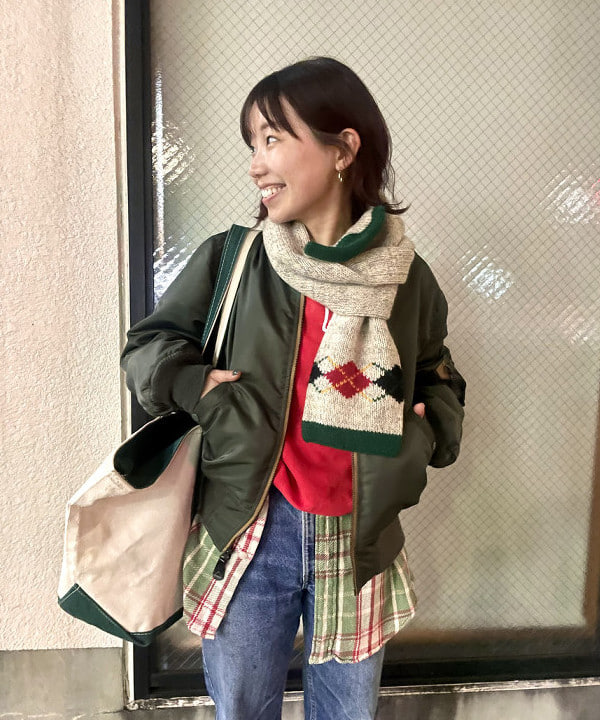 SHINAGAWAさんの「BEAMS WOMEN｜【別注】BUZZ RICKSON'S / L2B H-TYP」を使ったコーディネート