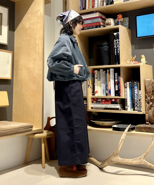 小原 もこさんの「BEAMS WOMEN｜ナイロン コーチ ジャケット」を使ったコーディネート