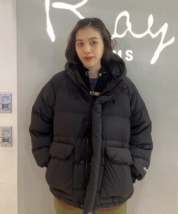 神坂 莉子さんの「BEAMS WOMEN｜GYMPHLEX / フーデッド ダウン ジャケット」を使ったコーディネート