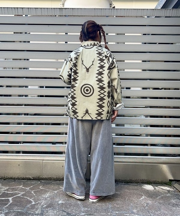 Kyooka Sayakaさんの「BEAMS WOMEN｜【別注】WAREHOUSE & CO. / カットオフ スウェット」を使ったコーディネート