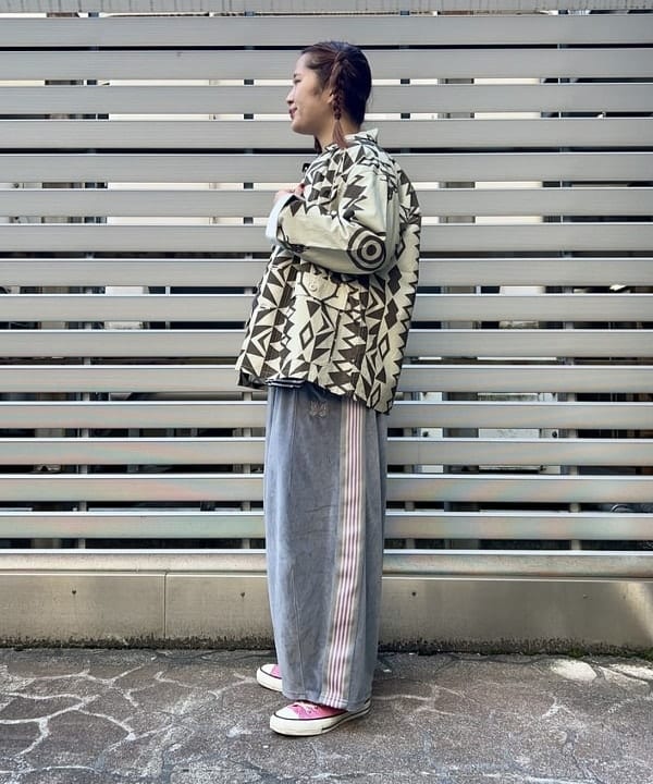 Kyooka Sayakaさんの「BEAMS WOMEN｜【別注】WAREHOUSE & CO. / カットオフ スウェット」を使ったコーディネート