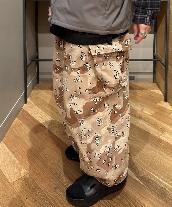 三宅 康平さんの「BEAMS WOMEN｜ショートチェックシャツ」を使ったコーディネート