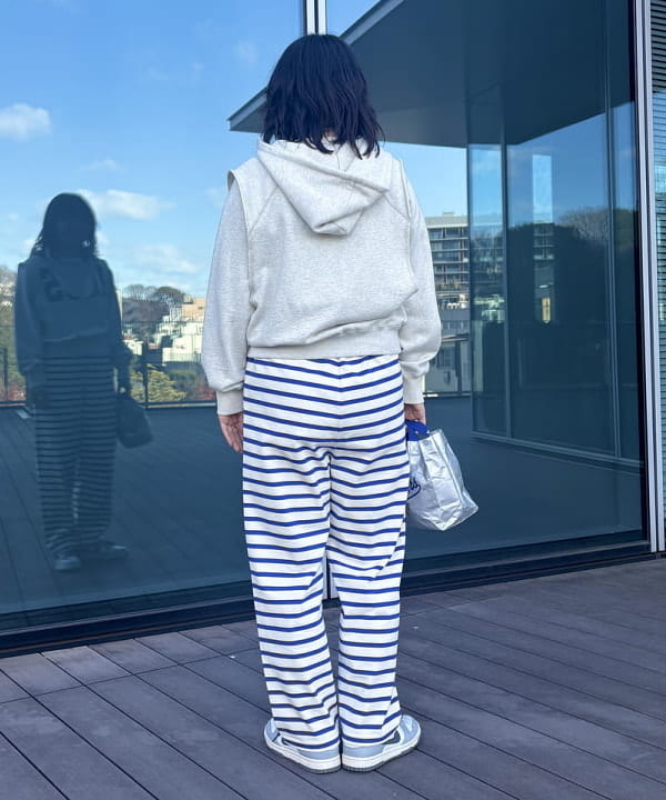 クロサワさんの「BEAMS WOMEN｜【別注】INFIELDER DESIGN MLB ロゴ YYB トートバッグ」を使ったコーディネート