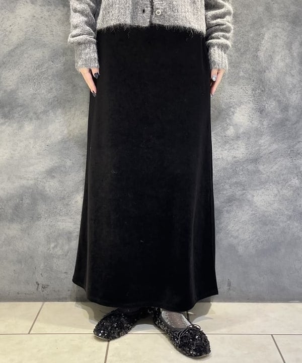 高木 菜央さんの「BEAMS WOMEN｜VIOLAd’ORO / TRERO シュリンク クロア トートバッグ」を使ったコーディネート