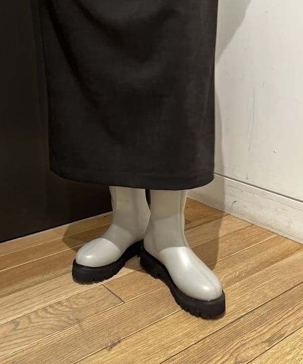 Ito_ririkaさんの「BEAMS WOMEN｜CAMINANDO / バックジップ ブーツ」を使ったコーディネート