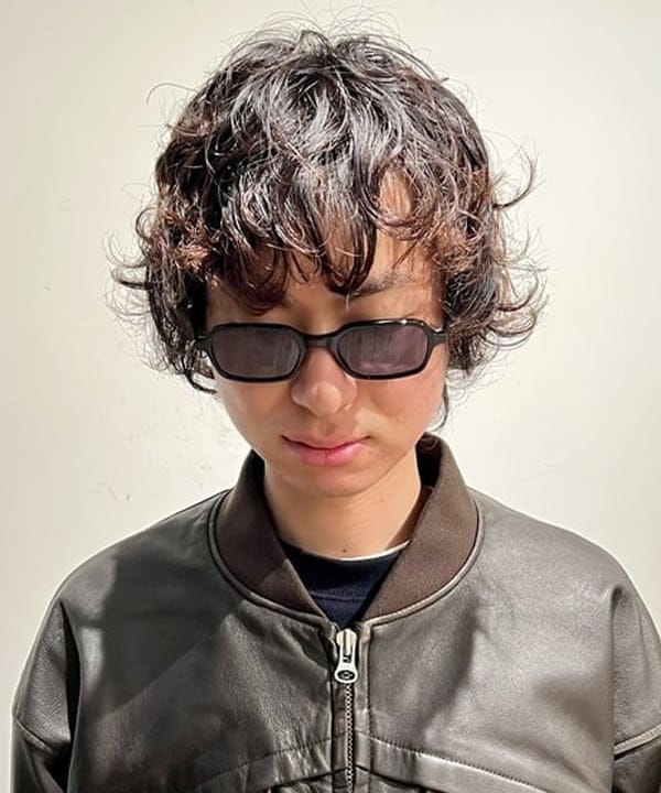 関澤 佑樹さんの「BEAMS WOMEN｜orSlow / STANDARD DENIM 105 2Year Wash」を使ったコーディネート