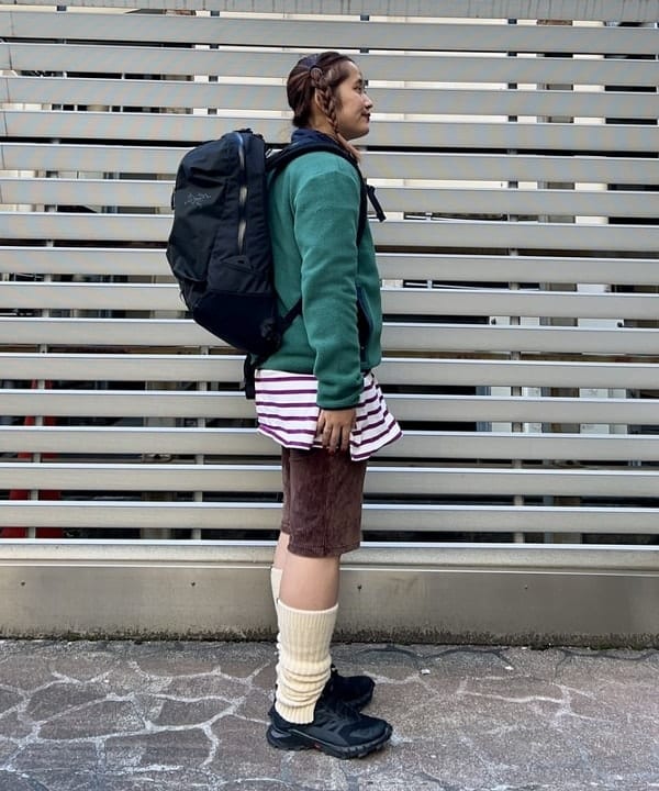 Kyooka Sayakaさんの「BEAMS WOMEN｜カット コーデュロイ バイカー ショーツ」を使ったコーディネート