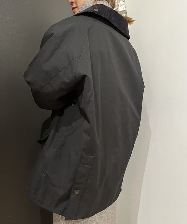 Ito_ririkaさんの「BEAMS WOMEN｜【別注】Barbour / BEDALE ジャケット」を使ったコーディネート