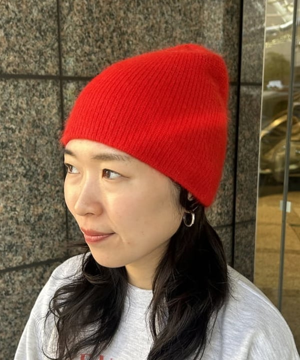 Sakiさんの「BEAMS WOMEN｜アンゴラ混 ビーニー」を使ったコーディネート