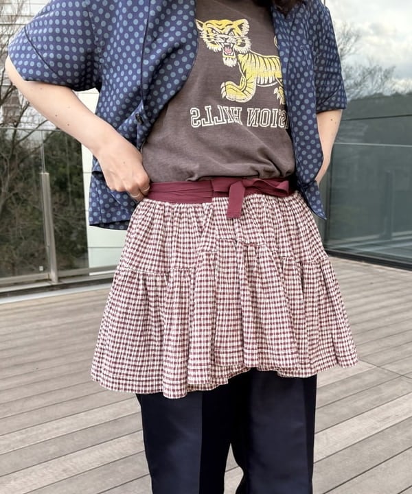 クロサワさんの「BEAMS WOMEN｜ドット オープン カラー ショートスリーブ」を使ったコーディネート