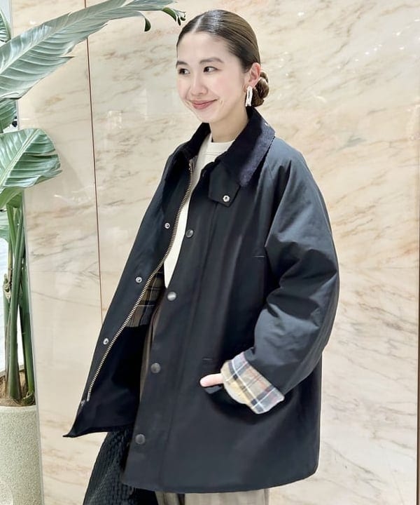 佐藤 美樹さんの「BEAMS WOMEN｜【別注】Barbour / BEDALE ジャケット」を使ったコーディネート