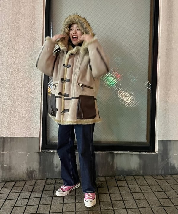 しもつまさんの「BEAMS WOMEN｜UNITED CARR × BEAMS BOY / 別注 B-7」を使ったコーディネート