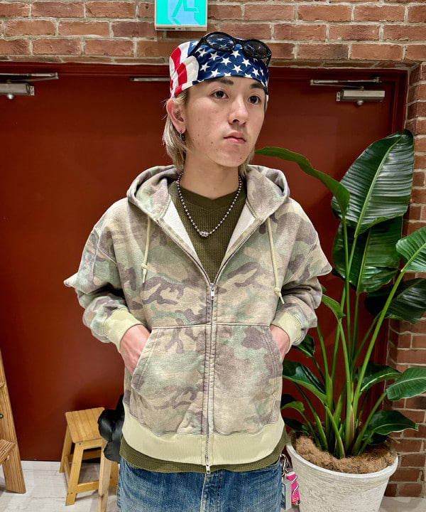 Ryohei Takataさんの「BEAMS WOMEN｜TIMBERLAND / 6inch Boots」を使ったコーディネート