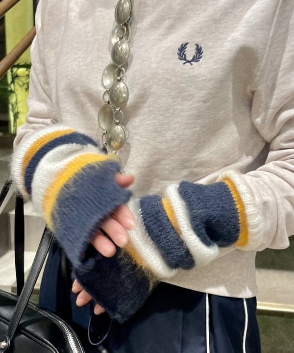 ハルキ　モモナさんの「BEAMS WOMEN｜【別注】YAHKI × HYPNOTIZE / Landscape Bag」を使ったコーディネート
