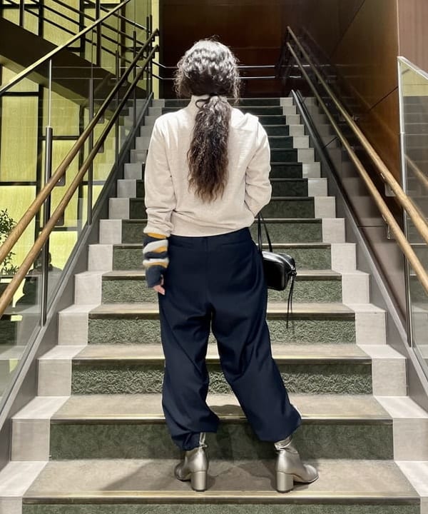 ハルキ　モモナさんの「BEAMS WOMEN｜【別注】YAHKI × HYPNOTIZE / Landscape Bag」を使ったコーディネート