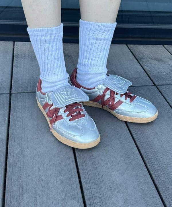 Hazukiさんの「BEAMS WOMEN｜ストレッチレース クルーネック Tシャツ」を使ったコーディネート