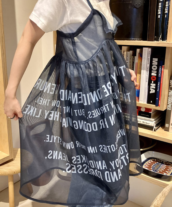 小原 もこさんの「BEAMS WOMEN｜ロゴ ヘンリーネック ショートスリーブ」を使ったコーディネート