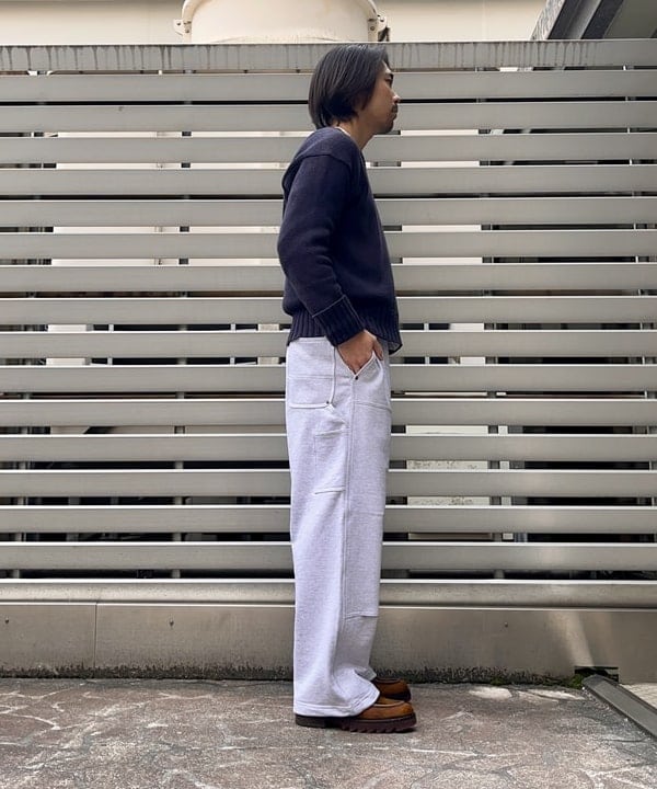 槙山 賢斗さんの「BEAMS WOMEN｜ダブルニースウェットパンツ」を使ったコーディネート