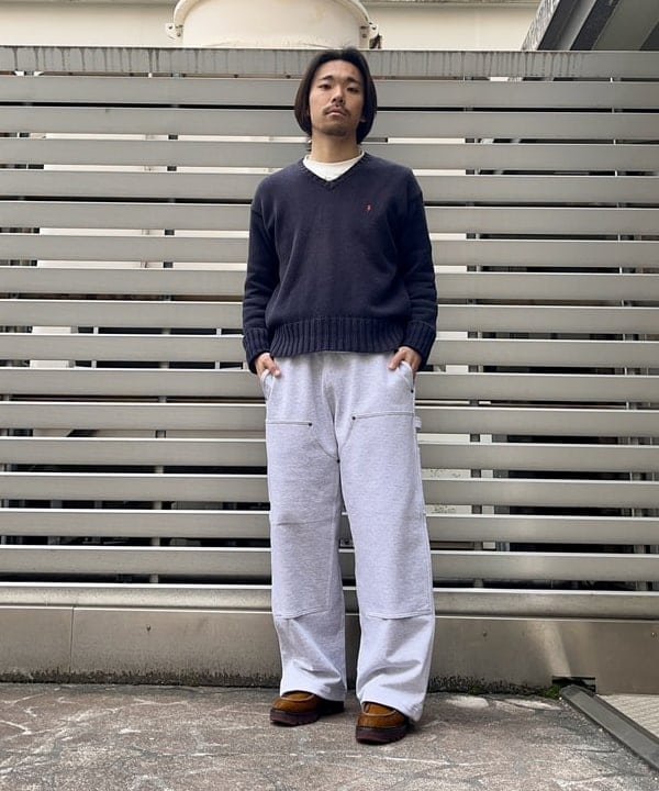 槙山 賢斗さんの「BEAMS WOMEN｜ダブルニースウェットパンツ」を使ったコーディネート