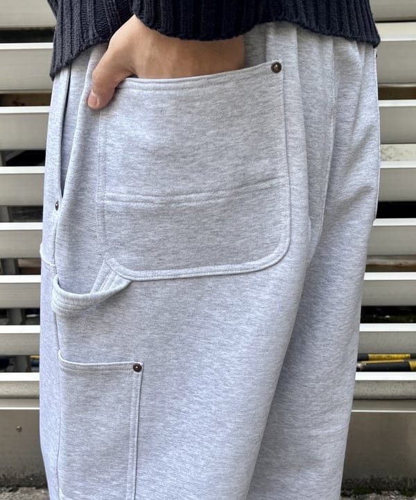 槙山 賢斗さんの「BEAMS WOMEN｜ダブルニースウェットパンツ」を使ったコーディネート