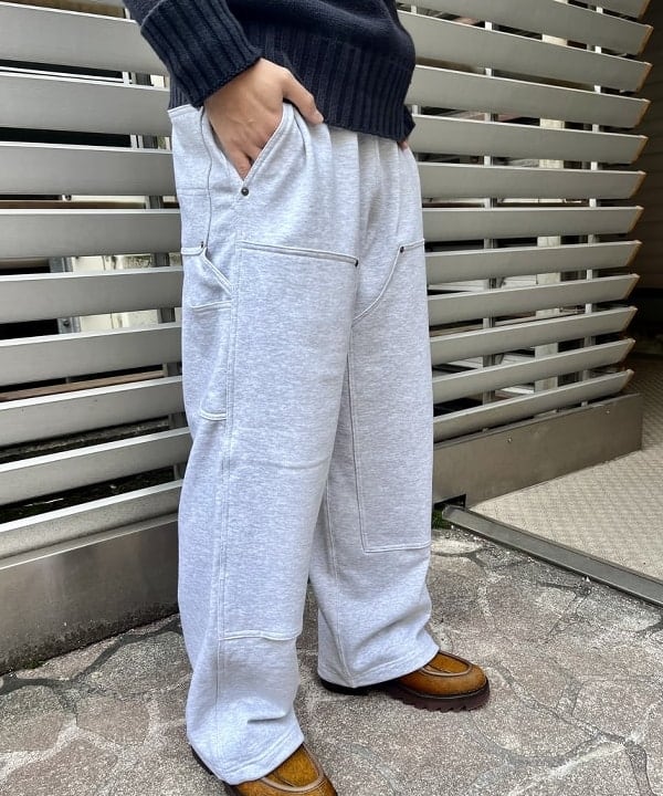 槙山 賢斗さんの「BEAMS WOMEN｜ダブルニースウェットパンツ」を使ったコーディネート