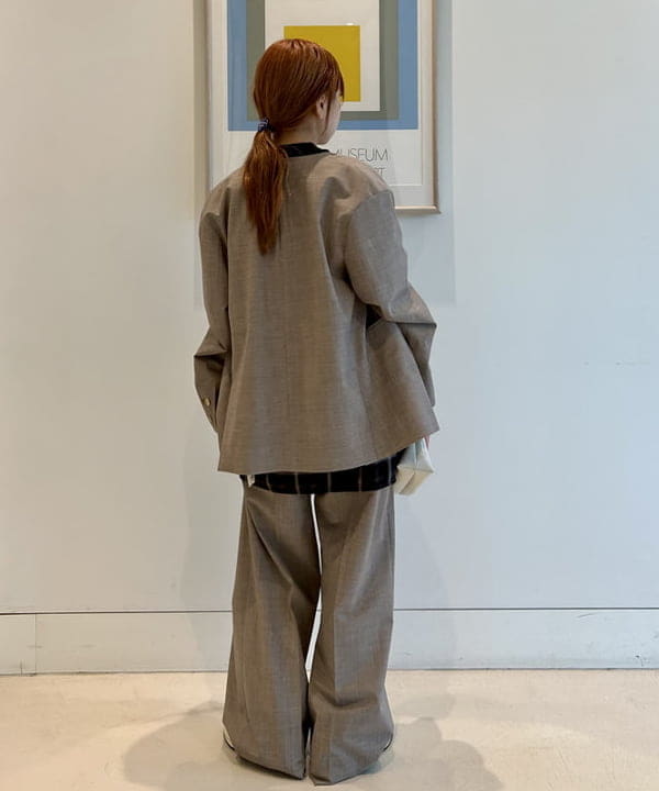 ナツハさんの「BEAMS WOMEN｜maturely / ダブル ブレステッド ノーカラー チェンジ ボタン ジャケット」を使ったコーディネート